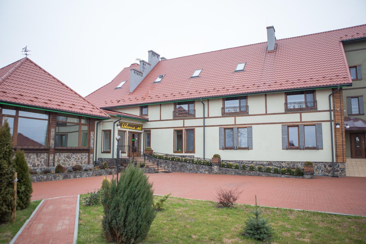 Hotel&Restaurant Complex HAP-OK Brodki Buitenkant foto