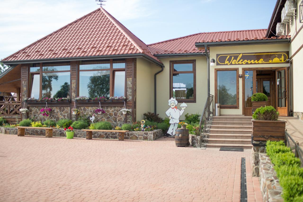 Hotel&Restaurant Complex HAP-OK Brodki Buitenkant foto